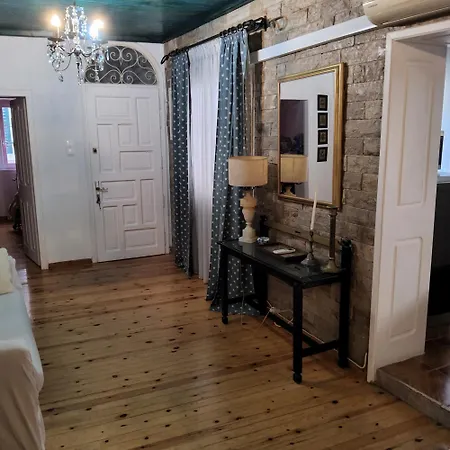 Maximos In Corfu Old Town Δωμάτια σε οικογενειακή κατοικία *